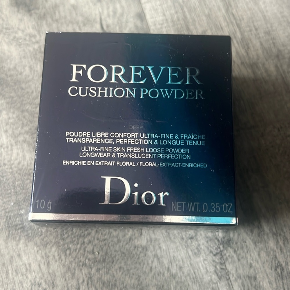 Dior Cushion Powder in Fair 2B01 Quilted CD Logo Compact.color deep
